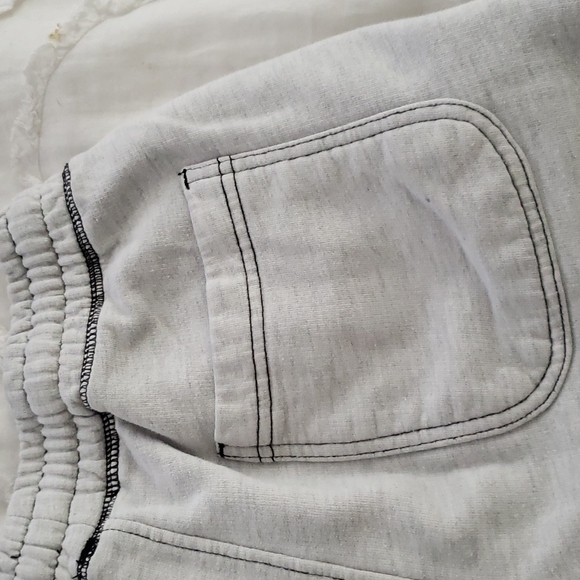 Urban Outfitters Shorts Size S-P - Picture 3 of 6